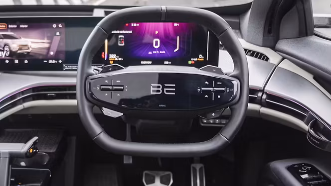 mahindra be 6e interior